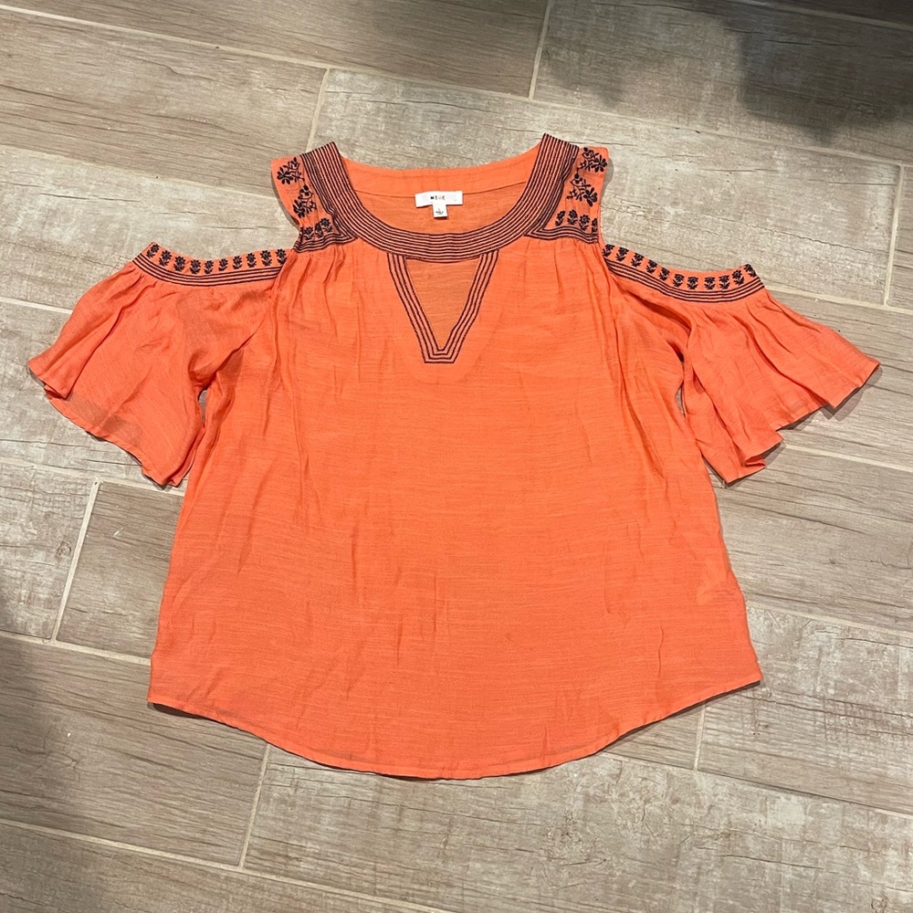 Women’s MINE Brand Cold-Shoulder Top